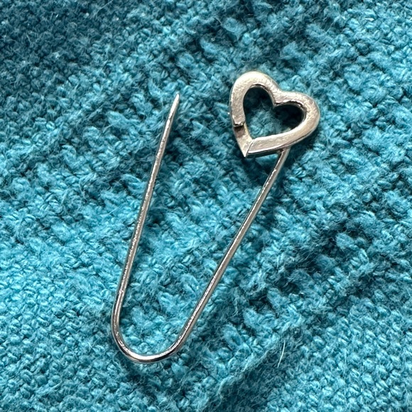 Pandora ME Pin for Charms - Picture 3 of 4